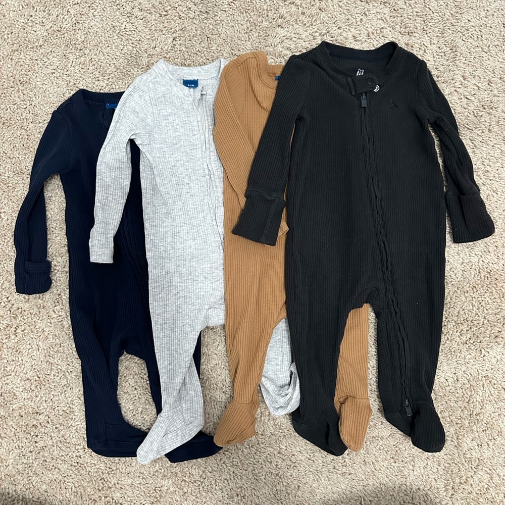 0-3 two way zipper onesies